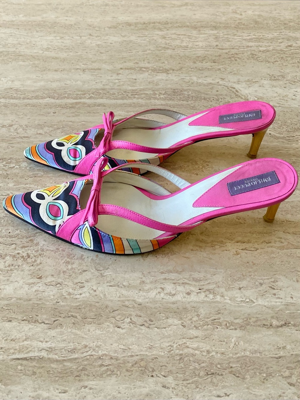 Vintage Emilio Pucci Abstract Print Bow Mule Heels - Picture 3 of 11